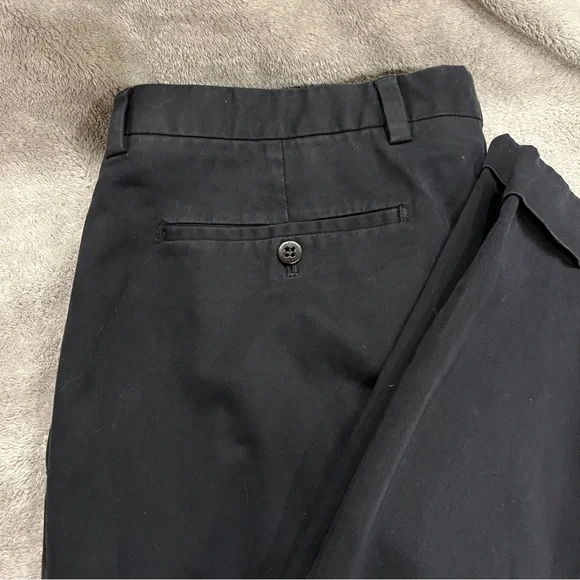 Burberry London navy blue pleated front pants size 36 x 28.5 stretch slacks - Picture 2 of 10